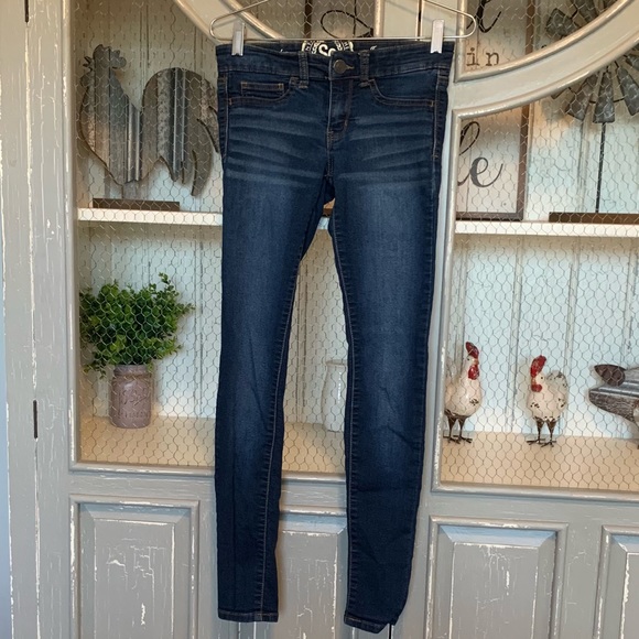 SO Pants - 👚4 for $20👚SO jeans